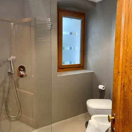 Casa L'andrunel Bed & Breakfast *