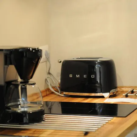 לינה וארוחת בוקר Casa L'andrunel 4*