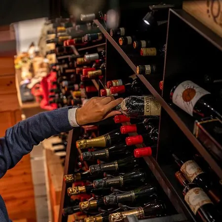 Casa L'andrunel לינה וארוחת בוקר